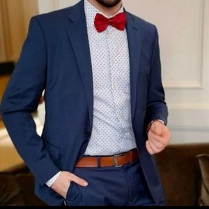 Men's Calvin Klein suit 44R blue